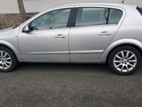 Brugt Opel Astra 125 HK (91 kW) 2004 Grå Hatchback