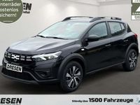 Neu Dacia Sandero Essentiel 91 PS (66 kW) 2025 Schwarz Kleinwagen