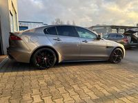Gebraucht Jaguar XE R-Dynamic 250 PS (183 kW) 2022 Grau Limousine