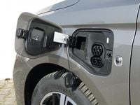 Nouă VW Caddy Maxi Style 150 CP (110 kW) 2026 Metallic Monovolum