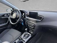 Gebraucht Kia Ceed Spirit 140 PS (102 kW) 2019 Andere farbe Kleinwagen