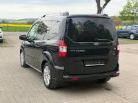 Gebraucht Ford Tourneo Courier 101 PS (74 kW) 2018 Schwarz Van / Kleinbus