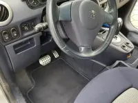 Gebraucht Peugeot 1007 Premium 109 PS (80 kW) 2009 Silber Van / Kleinbus