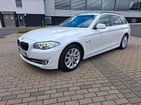 Gebraucht BMW 520 184 PS (135 kW) 2011 Weiß Kombi