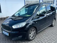 Gebraucht Ford Tourneo Courier Titanium 101 PS (74 kW) 2016 Iridiumschwarz metallic Van / Kleinbus