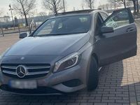 Gebraucht Mercedes A200 136 PS (100 kW) 2012 Grau Limousine