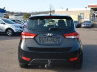 Gebraucht Hyundai ix20 Classic 90 PS (66 kW) 2013 Phantom black / mic Kleinwagen