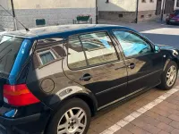 Gebraucht VW Golf IV 75 PS (55 kW) 2000 Schwarz Kleinwagen