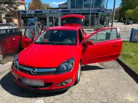 Gebraucht Opel Astra GTC 140 PS (102 kW) 2008 Rot Coupé
