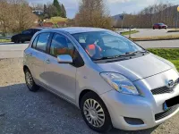 Gebraucht Daihatsu Charade 99 PS (72 kW) 2012 Silber Limousine