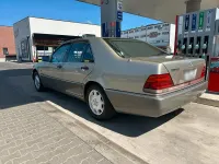 Gebraucht Mercedes 500 326 PS (239 kW) 1992 Gold Limousine