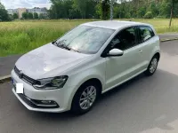 Gebraucht VW Polo Comfortline 60 PS (44 kW) 2014 Weiß Limousine