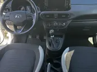 Gebraucht Hyundai i10 Edition 30 67 PS (49 kW) 2021 Weiß Kleinwagen