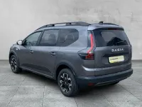 Gebraucht Dacia Jogger Journey 122 PS (89 kW) 2026 Grau Van / Kleinbus