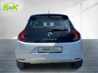 Gebraucht Renault Twingo SE 65 PS (47 kW) 2022 Quarzweiß (weiß) Kleinwagen