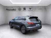 Gebraucht VW Touareg Elegance 231 PS (169 kW) 2022 Grau SUV