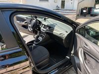 Gebraucht Opel Astra 110 PS (80 kW) 2019 Schwarz Limousine