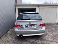 Gebraucht BMW 520 163 PS (119 kW) 2007 Silber Kombi