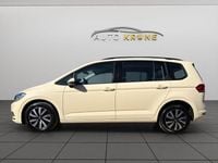 Gebraucht VW Touran 150 PS (110 kW) 2022 Beige Van / Kleinbus