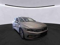 Gebraucht VW Passat 200 PS (147 kW) 2023 Silber Kombi