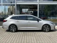 Neu Toyota Corolla 178 PS (130 kW) 2026 Cosmicsilber metallic Kombi