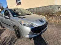 Gebraucht Peugeot 206 75 PS (55 kW) 2010 Silber Limousine