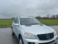 Gebraucht Mercedes ML280 190 PS (139 kW) 2006 Silber SUV