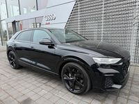 Gebraucht Audi Q8 S-Line 231 PS (169 kW) 2024 Schwarz SUV