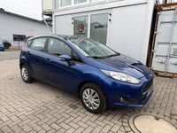 Gebraucht Ford Fiesta Celebration 82 PS (60 kW) 2017 Blau Limousine