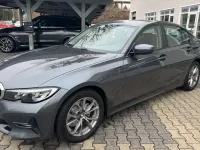Gebraucht BMW 320 Sport Line 190 PS (139 kW) 2019 Mineralgrau metallic Limousine