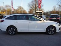 Gebraucht Hyundai i30 120 PS (88 kW) 2024 Weiß Kombi