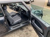 Second-hand Mini ONE 90 CP (66 kW) 2007 Negru Hatchback