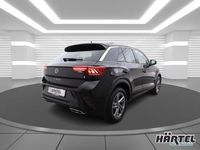 Gebraucht VW T-Roc R-line 150 PS (110 kW) 2025 Deep black perleffekt, pearl effect SUV