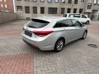 Gebraucht Hyundai i40 Trend 141 PS (103 kW) 2017 Silber Kombi
