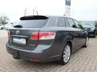 Gebraucht Toyota Avensis Executive 150 PS (110 kW) 2009 Grau Kombi