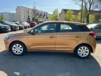 Usata Hyundai i20 Trend 84 CV (61 kW) 2016 Marrone Berlina