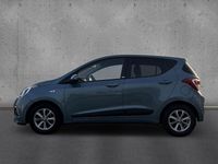 Gebraucht Hyundai i10 Passion 67 PS (49 kW) 2016 Hellblau Kleinwagen