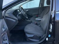Gebraucht Ford Focus Titanium 120 PS (88 kW) 2016 Schwarz Kombi