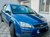 Gebraucht Ford Focus 108 PS (79 kW) 2006 Blau Limousine