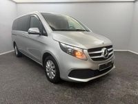 Gebraucht Mercedes V220 163 PS (119 kW) 2019 Silber Van / Kleinbus