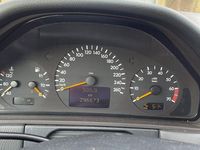 Gebraucht Mercedes E200 Classic 163 PS (119 kW) 2001 Schwarz Limousine