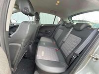 Gebraucht Opel Corsa Innovation 87 PS (63 kW) 2014 Silbersee/silver lake Kleinwagen