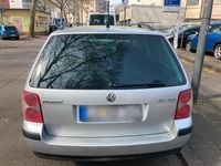 Gebraucht VW Passat 2004 Silber Kombi