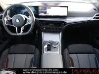 Gebraucht BMW 330 M Sport 245 PS (180 kW) 2025 Schwarz Kombi