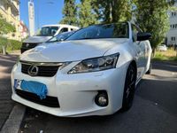 Gebraucht Lexus CT200h Dynamic Line 136 PS (100 kW) 2011 Weiß Limousine