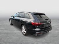 Gebraucht Audi A4 163 PS (119 kW) 2022 Schwarz Kombi