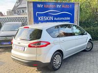 Używany Ford S-MAX Titanium 140 KM (102 kW) 2013 Srebrny Minivan