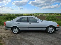Gebraucht Mercedes C180 AMG 122 PS (89 kW) 1993 Silber Limousine