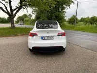 Gebraucht Tesla Model Y RWD 188 kW (256 PS) 2023 Weiß SUV