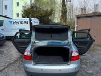 Gebraucht Audi A4 131 PS (96 kW) 2001 Blau Limousine